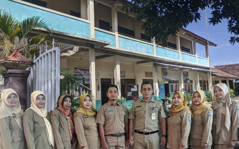DEWAN GURU